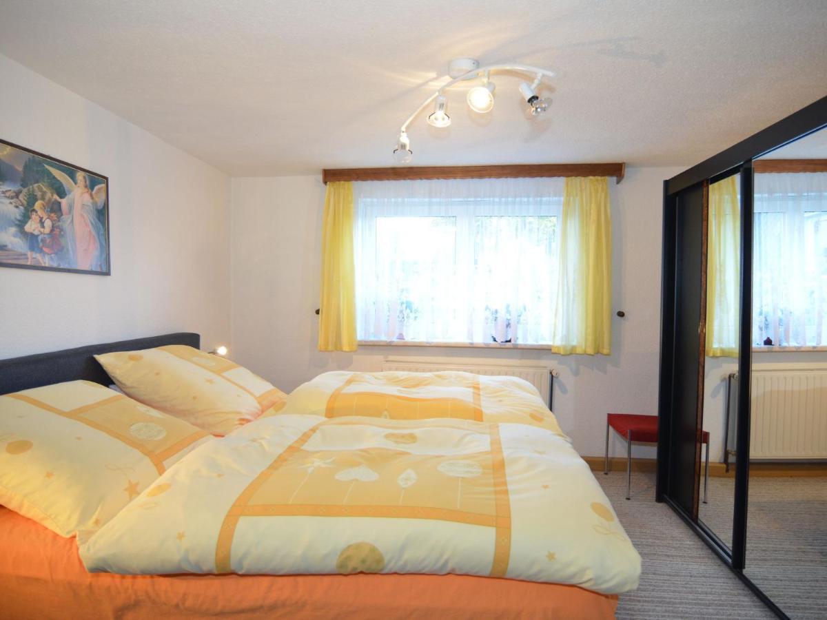 Holiday Home With Garden Neustadt am Rennsteig Ngoại thất bức ảnh