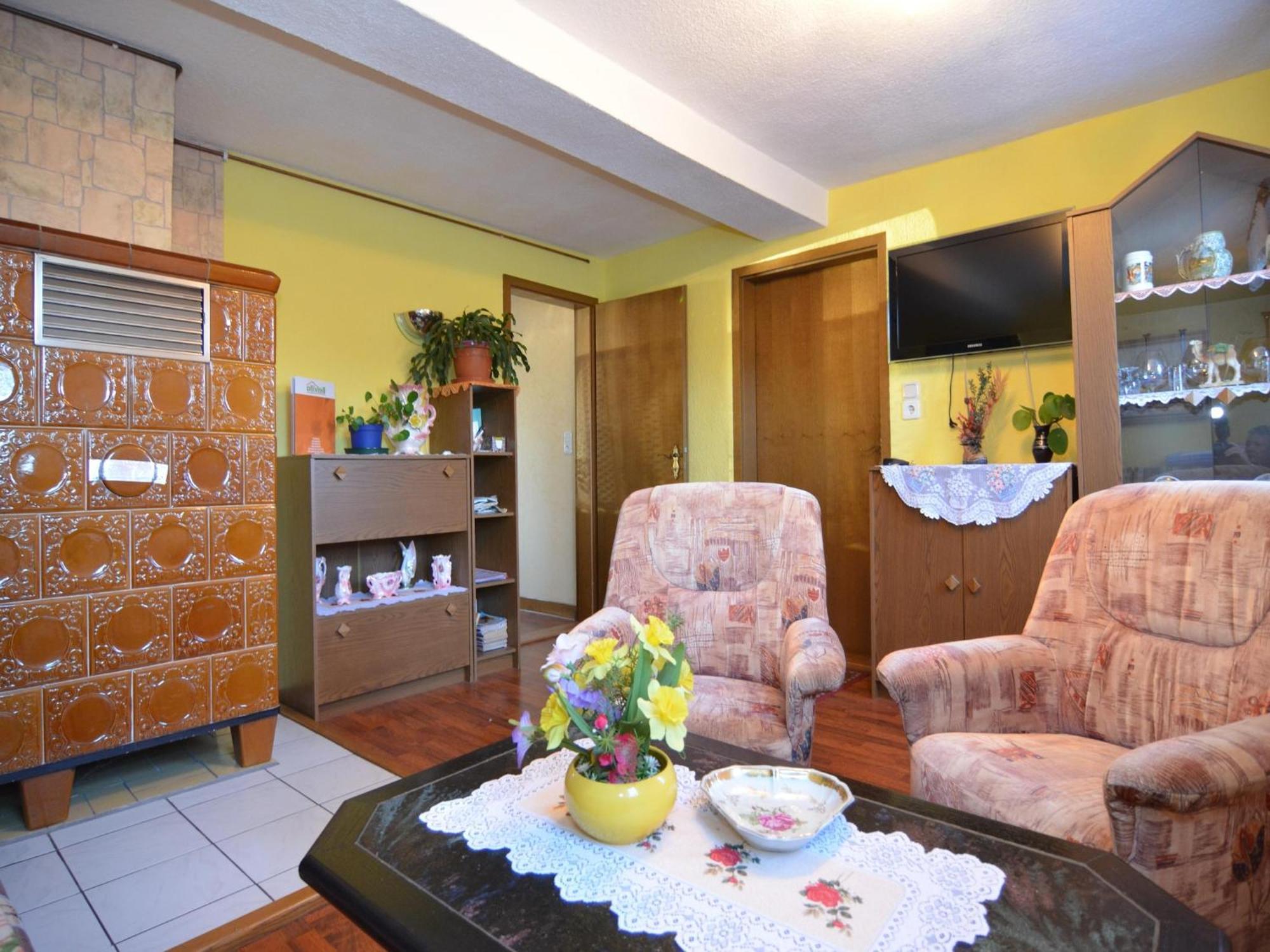 Holiday Home With Garden Neustadt am Rennsteig Ngoại thất bức ảnh